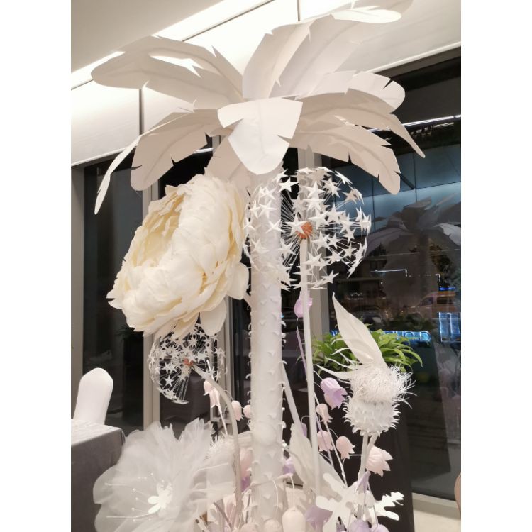 Stórt pappír kókoshnetutré